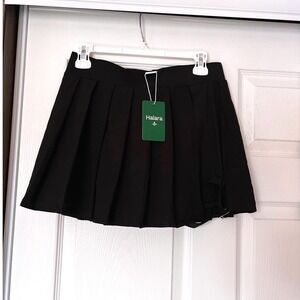 Halara Black Pleated Tennis Skort Built-in Shorts Women Medium Activewear Skirt